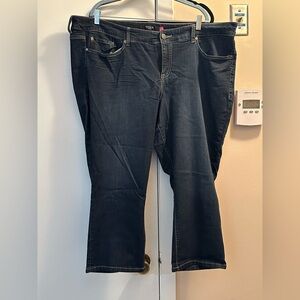 Torrid size 26 jeans